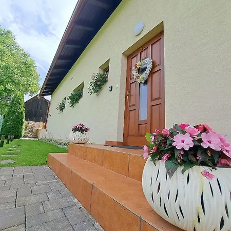 Harmonia Konukevi Turčianske Teplice